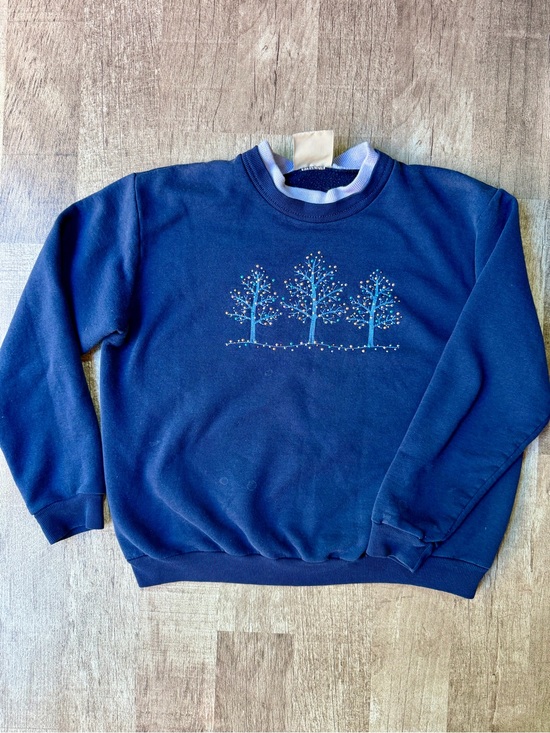 Top Stitch Tops - Vintage Navy Blue Winter Pine Trees Embroidered Sweatshirt Layered Collar